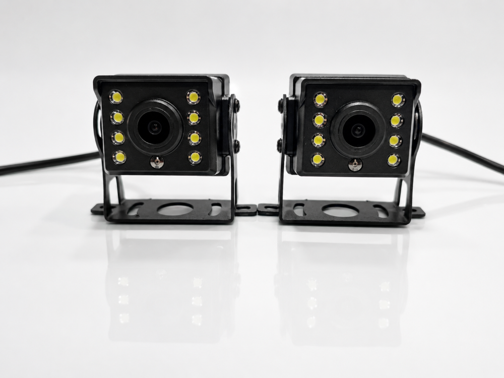 Truck Dual Monitoring System with HD Dual Camera Display
