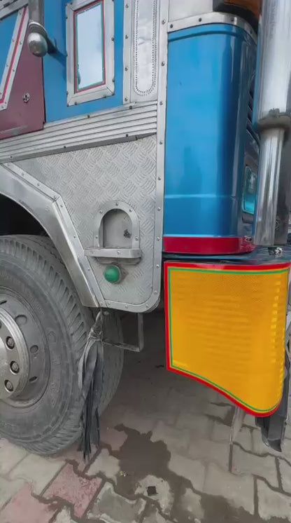 Tata Bs4 Side Corner